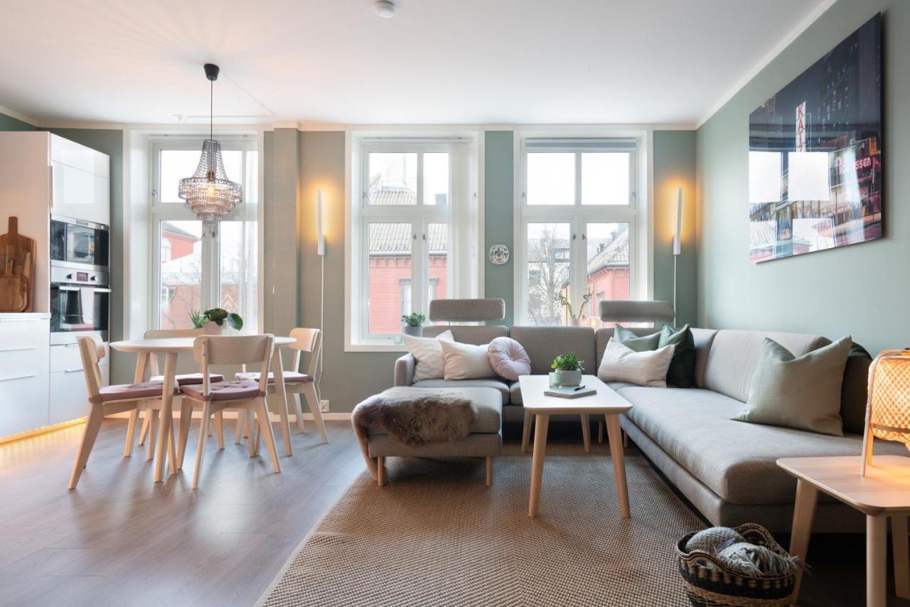 The Golden Lion Street Getaway Apartment Trondheim Luaran gambar